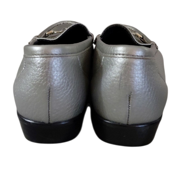 NEW SAS Metro Silver Slip On Tri-Pad Foot-Shape® Comfort Shoe Size 6.5 - Picture 7 of 10
